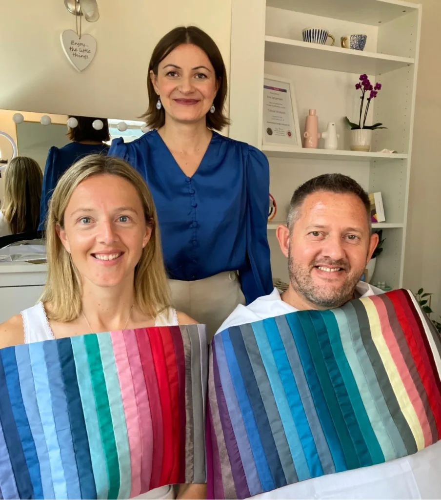 seasonal color analysis (farve analyse) in person, discover the color analysis season, Denmark Copenhagen - color palette flag. True Summer and Muted Summer. Color analysis couple, two people, best colors - near me.