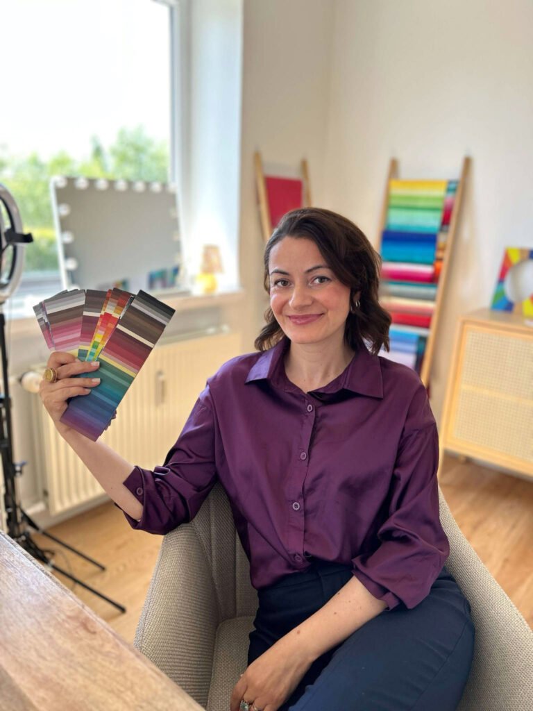 wardrobe edit, personal shopper, personal shopping, shopping assistance, stylist, style, Wardrobe edit Garderobetjek Personlig shopper Personal shopping Shoppingassistance Stylist Stil.farve analyse i nærheden, farve analyse i Danmark, i nærheden i Aarhus, i nærheden i Aabneraa, i nærheden i Copenhagen, color palette, digital color analysis, digital farve analyse, personal color analysis, in person color analysis 4 seasons 16 seasons true summer spring autumn winter make up still style personal shopping wardrobe edit stylist image find my best colors colours. color analysis near me, colour analysis near me